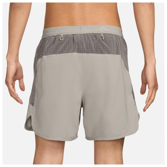 Nike Ανδρικό σορτς Dri-FIT Trail 6'' Brief-Lined Shorts Nike Ανδρικό σορτς Dri-FIT Trail 6'' Brief-Lined Shorts